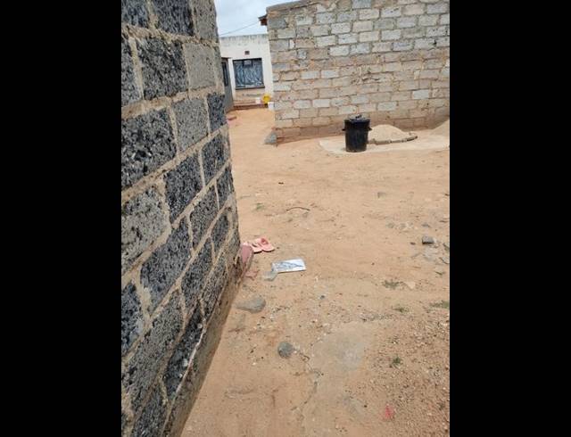 6 BEDROOM HOUSE FOR SALE IN PHOMOLONG